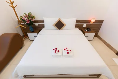 Standard-Doppelzimmer — Royal Hotel Sài Đồng - Long Biên